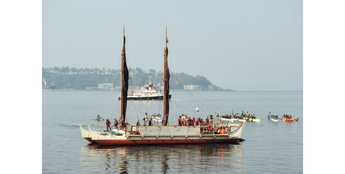 hawaiian voyaging canoe