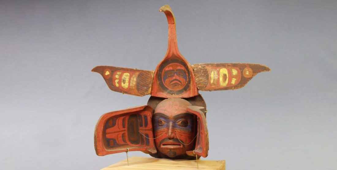 The mask that likely inspired the Seahawks logo in its open position