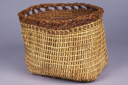 A completed woven baskThis basket displays both plaiting and twining techniqueset 