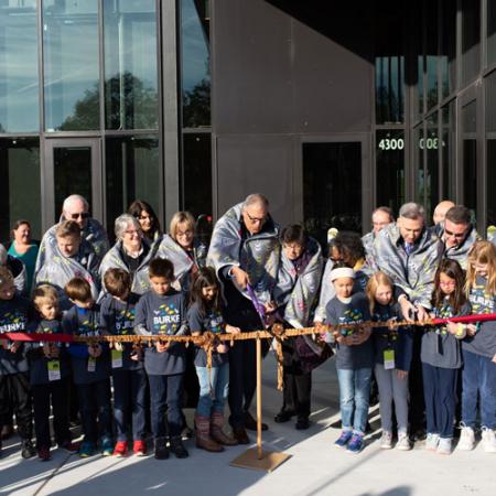 ribbon cutting participants